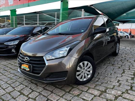 HYUNDAI HB20 1.0 COMFORT PLUS 12V FLEX 4P MANUAL